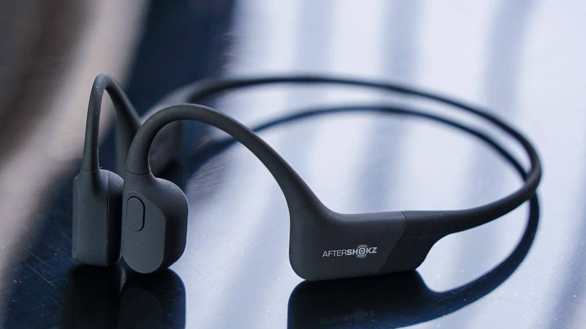 Aftershokz Aeropex Review – Comfortable, Battery, Excellent sound, and More