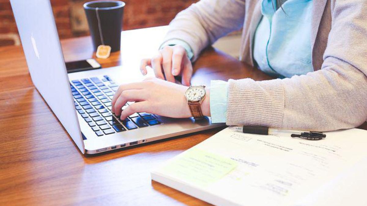 Recent certification programs for chief marketing officers