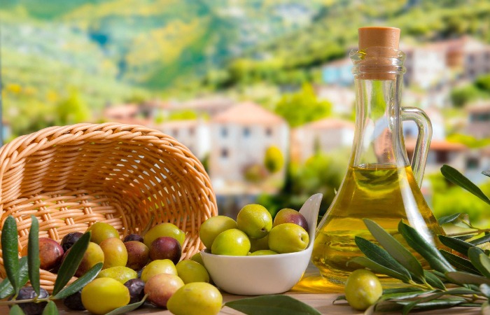 11 Health Benefits of Olives - wellhealthorganic.com:11-health-benefits-and-side-effects-of-olives-benefits-of-olives