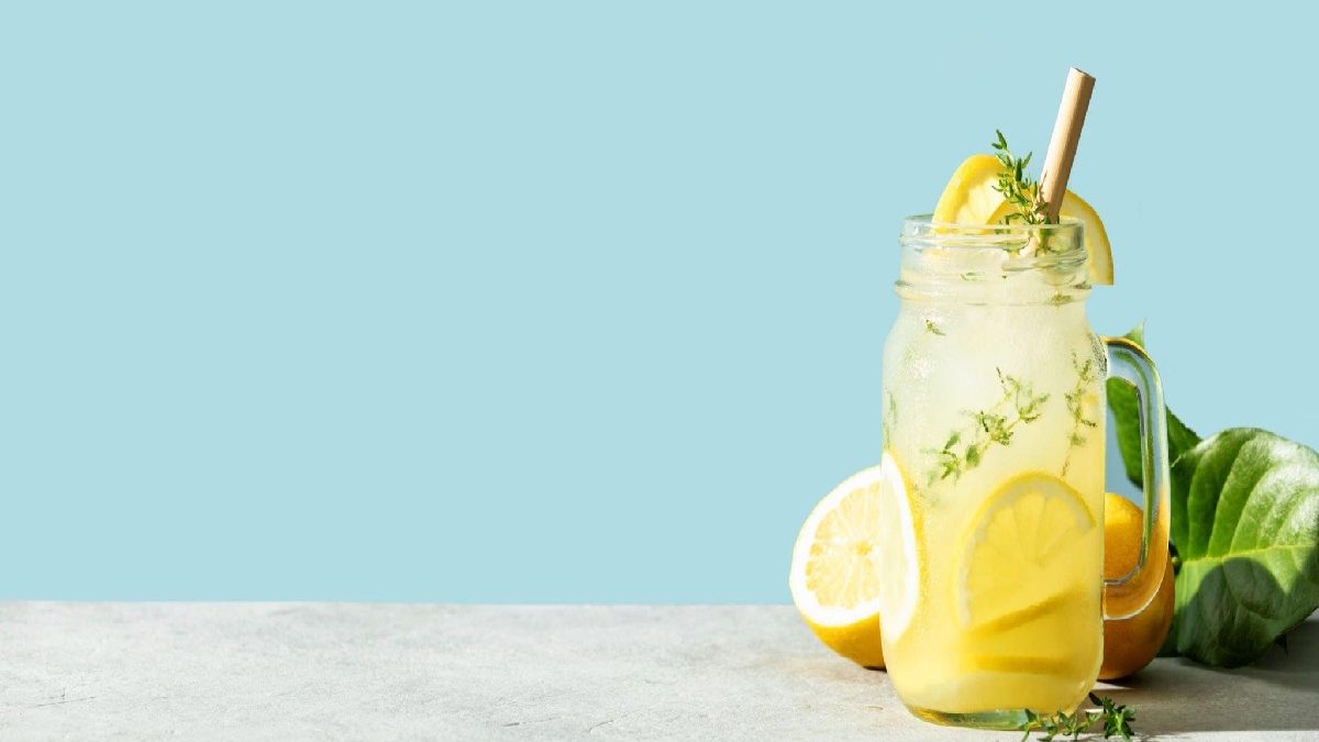 Wellhealthorganic.com : how-detox-water-works-in-reducing-weight