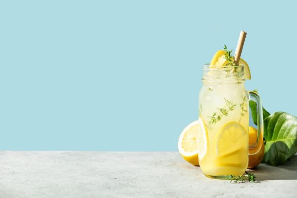 Wellhealthorganic.com : how-detox-water-works-in-reducing-weight