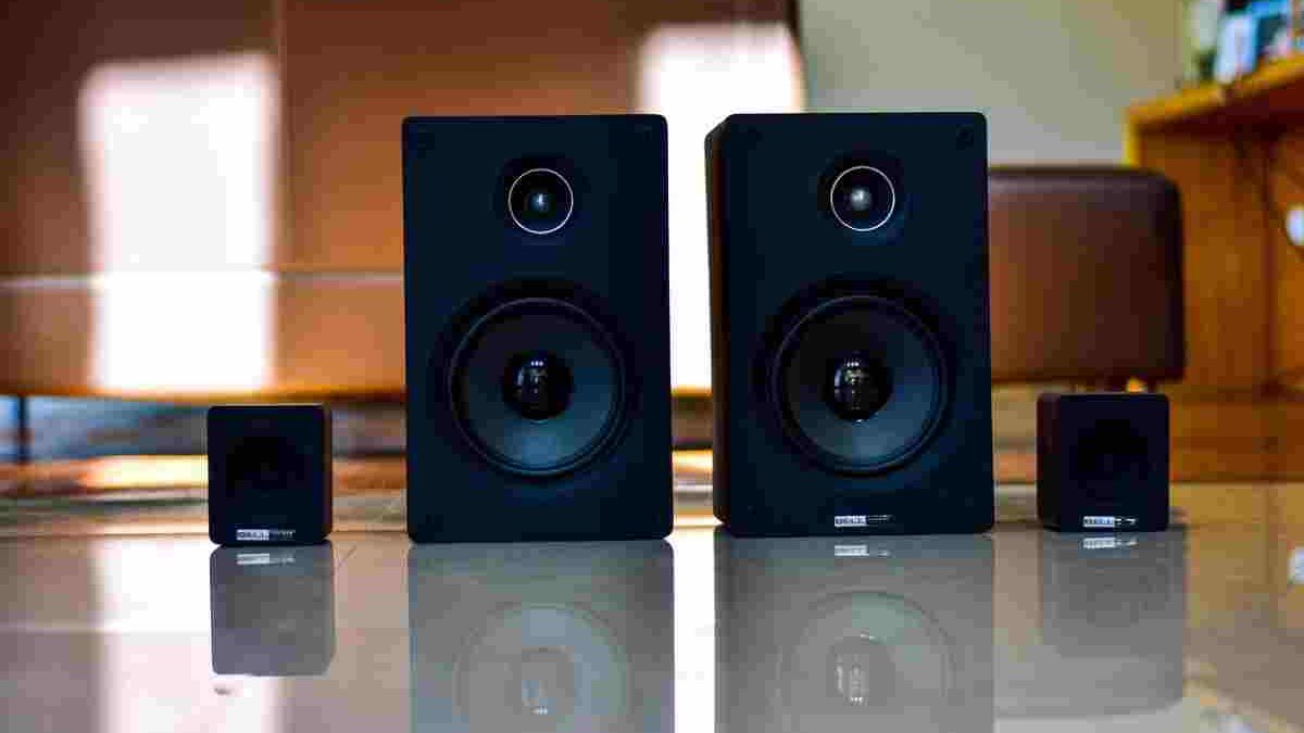 Wireless Speakers – Echo Dot, Ultimate Ears Mega blast, and More