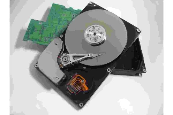 1-petabyte-hard-drive