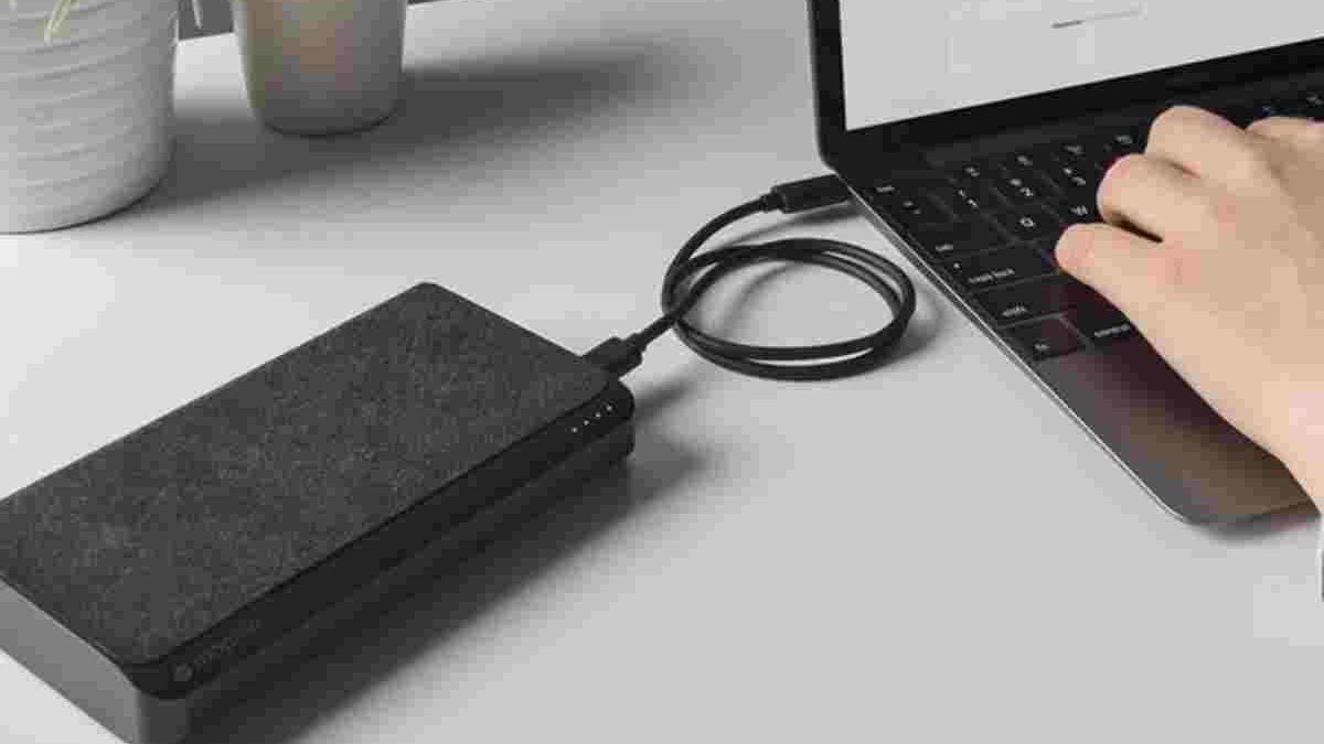 Best External Laptop Battery – Litionite Tanker, and External battery