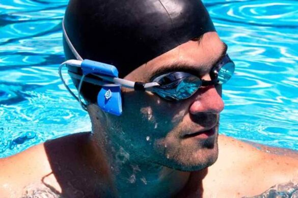 swimming headphones